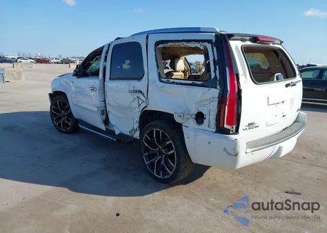 2008 GMC Yukon Denali z USA, uszkodzony, nr VIN 1GKFK638X8J238652